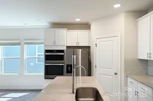 221 Emmett Dr, Pineville, NC 28134 - Photo 2