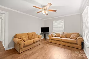 215 Keels Ave, Rock Hill, SC 29730 - Photo 4