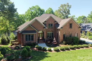 107 Nautilus Ct, Troutman, NC 28166 - Photo 2