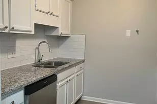 3215 Heathstead Place, Charlotte, NC 28210 - Photo 4