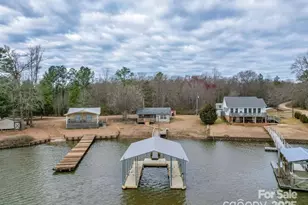 2460 Cottage Ln, Liberty Hill, SC 29074 - Photo 2