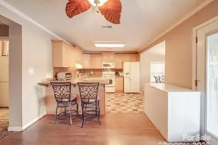 2460 Cottage Ln, Liberty Hill, SC 29074 - Photo 14