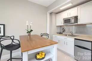 1300 Reece Rd, Charlotte, NC 28209 - Photo 12