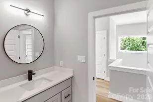 80 Upper Moffitt Rd, Asheville, NC 28805 - Photo 26