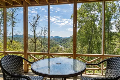 386 Old Log Road, Green Mountain, NC 28740 - Photo 34