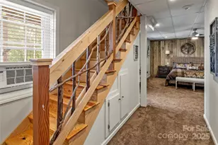 386 Old Log Rd, Green Mountain, NC 28740 - Photo 28