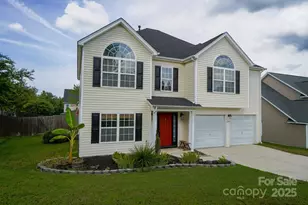 305 White Water Dr, Rock Hill, SC 29732 - Photo 2