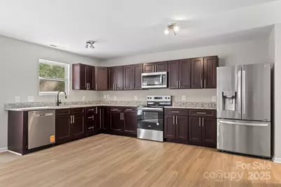 6007 Shortleaf Pine Court, Charlotte, NC 28215 - Photo 8