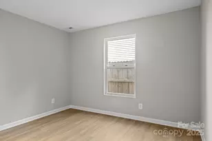 6007 Shortleaf Pine Ct, Charlotte, NC 28215 - Photo 18