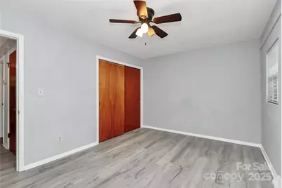 4707 Americana Avenue, Charlotte, NC 28215 - Photo 10