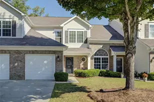 11743 Stockdale Ct, Pineville, NC 28134 - Photo 2