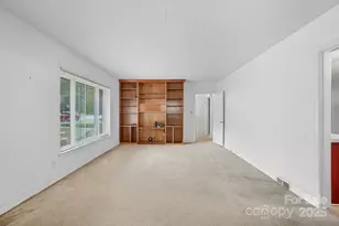 955 Hickory Nut St, Charlotte, NC 28205 - Photo 6