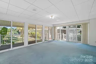 955 Hickory Nut St, Charlotte, NC 28205 - Photo 24