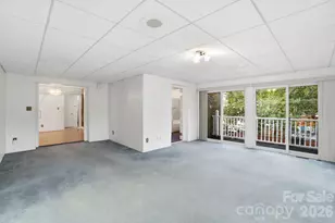 955 Hickory Nut St, Charlotte, NC 28205 - Photo 24