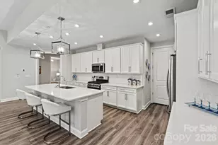 12508 Old Iron Ln, Charlotte, NC 28215 - Photo 14