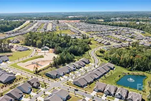 12508 Old Iron Ln, Charlotte, NC 28215 - Photo 38