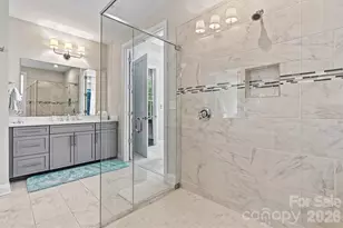 12508 Old Iron Ln, Charlotte, NC 28215 - Photo 22