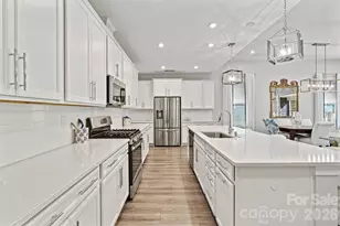 12508 Old Iron Ln, Charlotte, NC 28215 - Photo 12