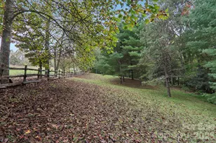 237 Handsome Dr, Waynesville, NC 28785 - Photo 4