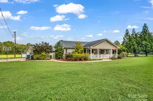 261 Faye Toney Rd, Mooresboro, NC 28114 - Photo 2