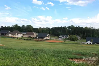 2627 Vista Lane NE, Conover, NC 28613 - Photo 4