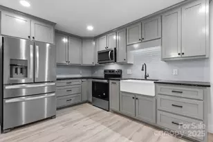 2366 W Paradise Harbor Dr, Connelly Springs, NC 28612 - Photo 36