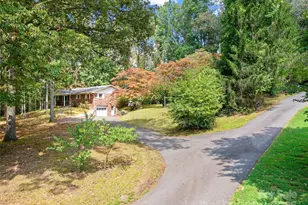 631 Macedonia Rd, Asheville, NC 28804 - Photo 4