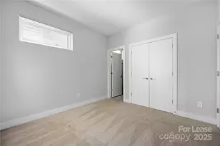 1008 Westbrook Dr, Charlotte, NC 28202 - Photo 12