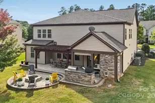 13345 Horned Lark Dr, Charlotte, NC 28278 - Photo 2