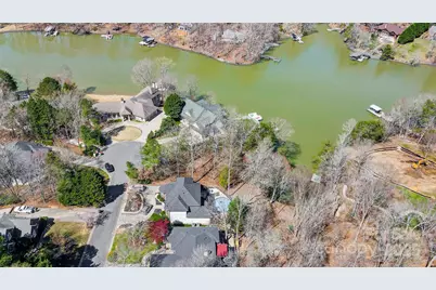 11055 Holiday Cove Drive, Tega Cay, SC 29708 - Photo 6