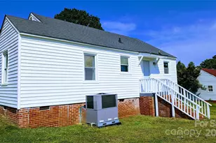 556 6th St, Chester, SC 29706 - Photo 14