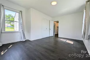 556 6th St, Chester, SC 29706 - Photo 8