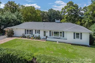 868 Mulberry St, Clyde, NC 28721 - Photo 30