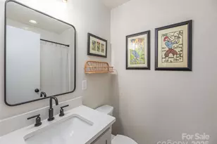 868 Mulberry St, Clyde, NC 28721 - Photo 20