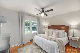 868 Mulberry St, Clyde, NC 28721 - Photo 16