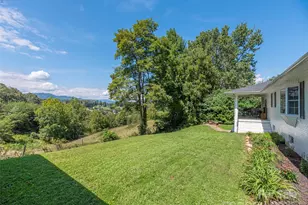 868 Mulberry St, Clyde, NC 28721 - Photo 24