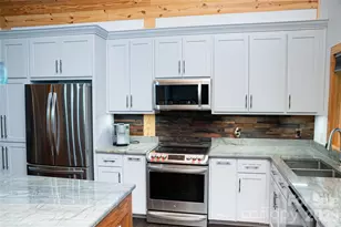 265 Grandview Peaks Dr, Nebo, NC 28761 - Photo 16