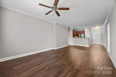 1000 E Woodlawn Road #413, Charlotte, NC 28209 - Photo 10