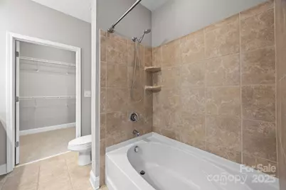 1000 E Woodlawn Road #413, Charlotte, NC 28209 - Photo 14