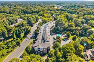 1000 E Woodlawn Rd, Charlotte, NC 28209 - Photo 32