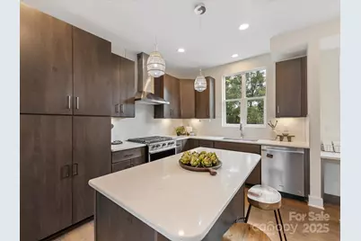 139 S Bruns Avenue, Charlotte, NC 28208 - Photo 10