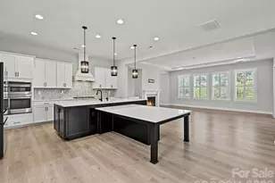 315 W Waterlynn Rd, Mooresville, NC 28117 - Photo 10