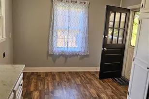 535 N Carolina Ave, Statesville, NC 28677 - Photo 8