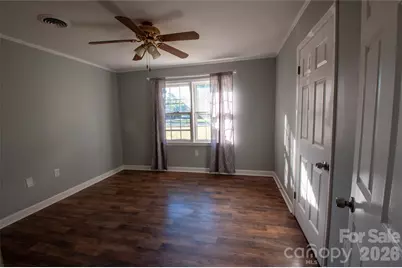 535 N Carolina Avenue, Statesville, NC 28677 - Photo 16