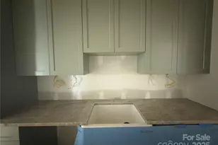 3028 Eastham Ln, Charlotte, NC 28209 - Photo 12