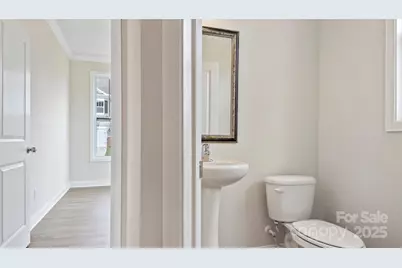 364 Creekview Road, Hendersonville, NC 28792 - Photo 10