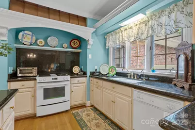 115 W Glenview Drive, Salisbury, NC 28147 - Photo 24