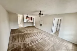 3204 Sperry Branch Way, Fayetteville, NC 28306 - Photo 2