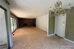 1824 Chrosaro Pl, Lenoir, NC 28645 - Photo 10