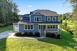 4243 Island Fox Ln, Denver, NC 28037 - Photo 2